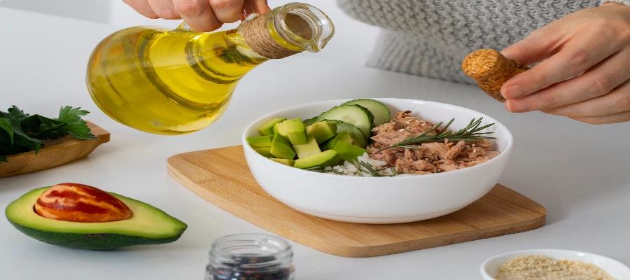 Pessoa preparando uma refei